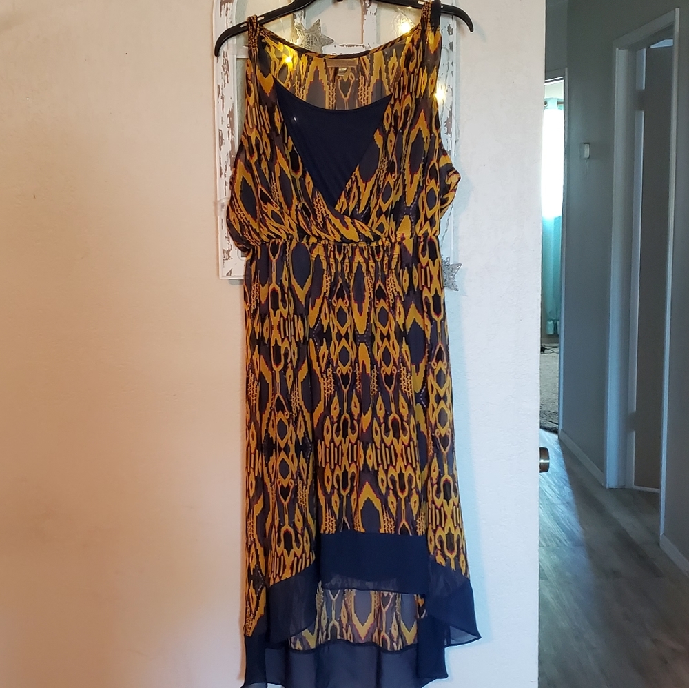 PATTERNED VERA WANG DRESS